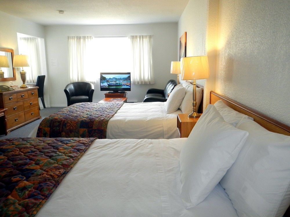 Mayfair Motel Victoria Exterior photo